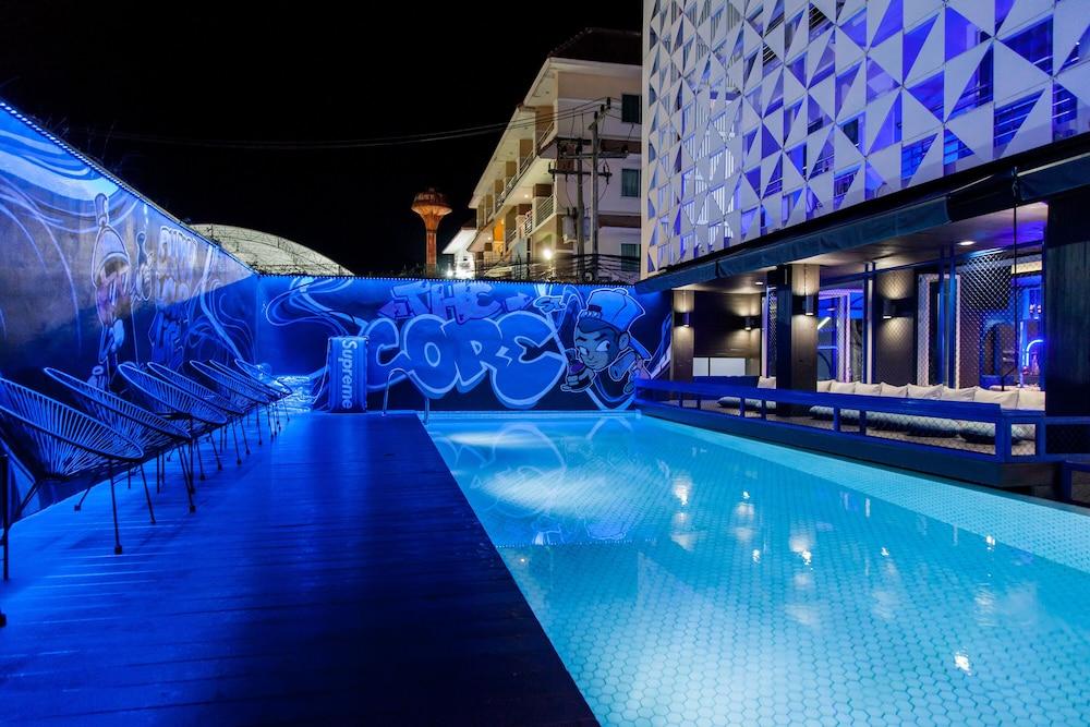 The Core Gallery Hotel Chiang Mai Exterior foto