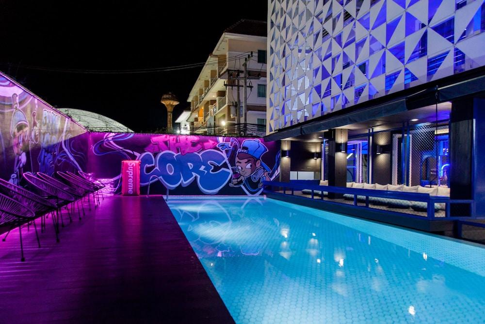 The Core Gallery Hotel Chiang Mai Exterior foto